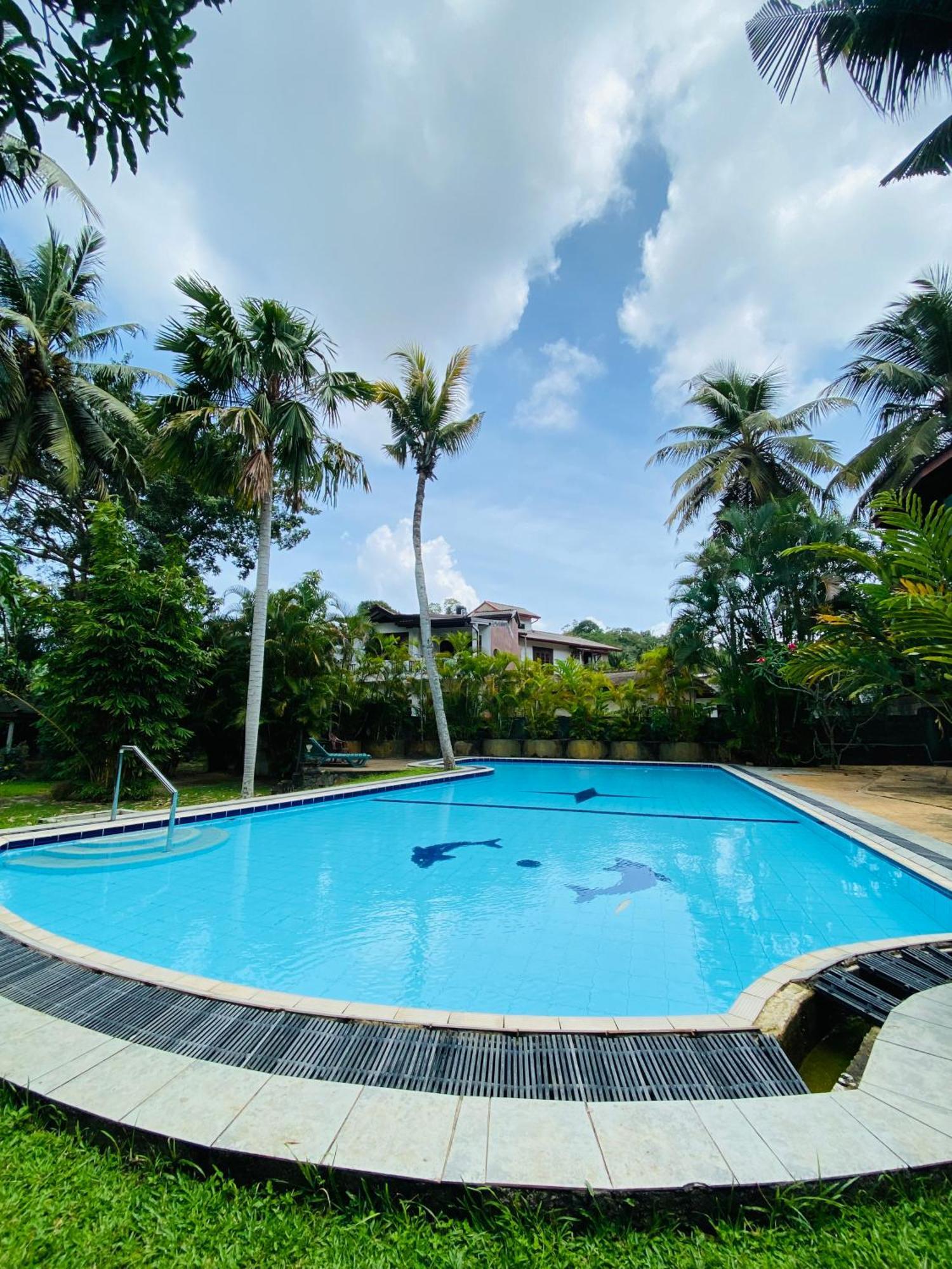 Leijay Garden Retreat Hotel Galle Exterior photo