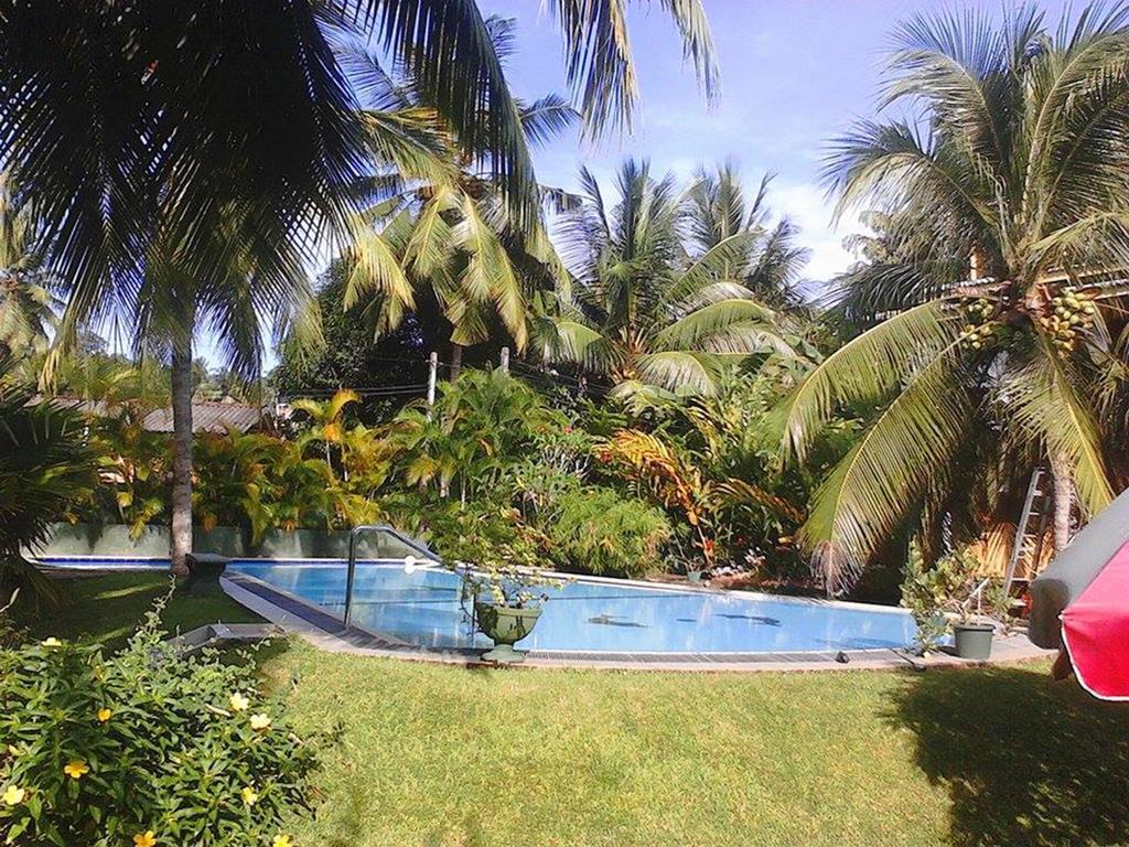 Leijay Garden Retreat Hotel Galle Exterior photo